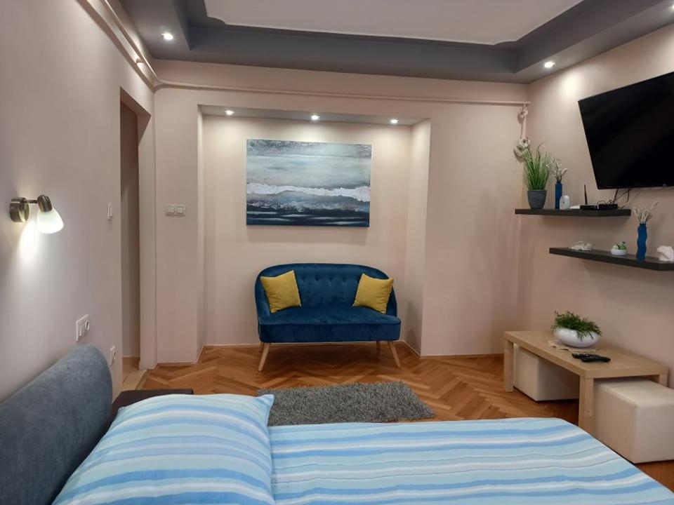 Zenit Apartman Mako Luaran gambar