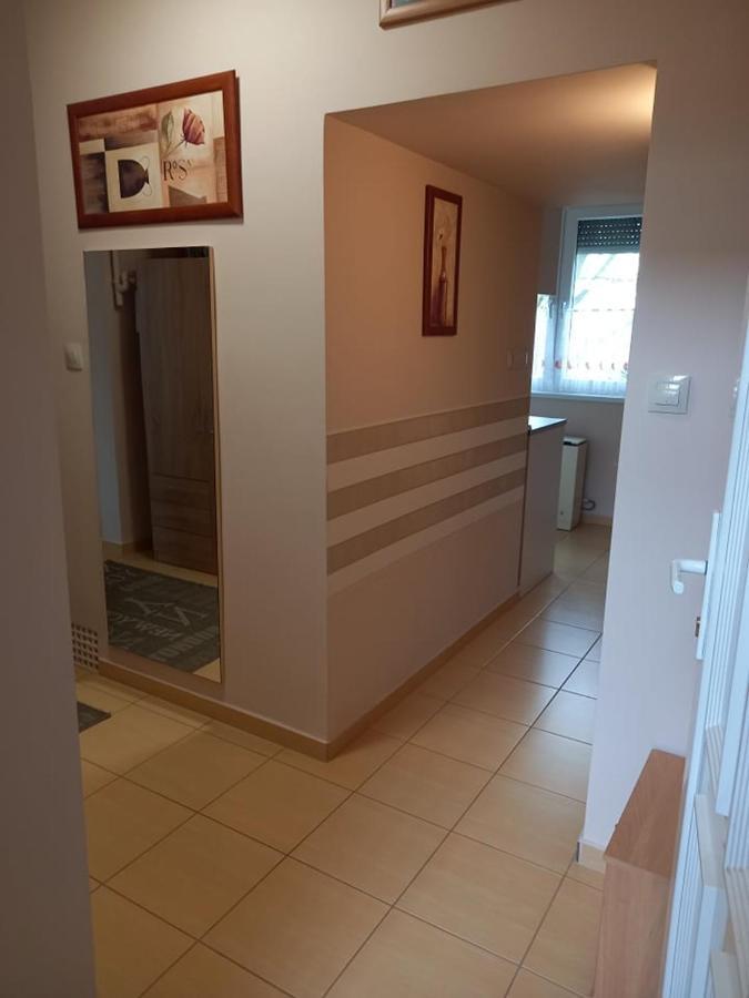 Zenit Apartman Mako Luaran gambar
